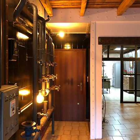 Appartement Style Loft Industrielle De 250M2 Лонгви Экстерьер фото
